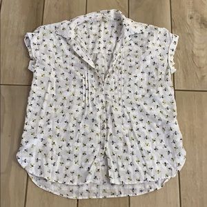 Jane and Delancey Bumble bee button up shirt